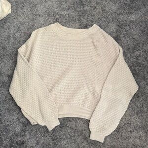 Hollister Cream Crew Neck Sweater